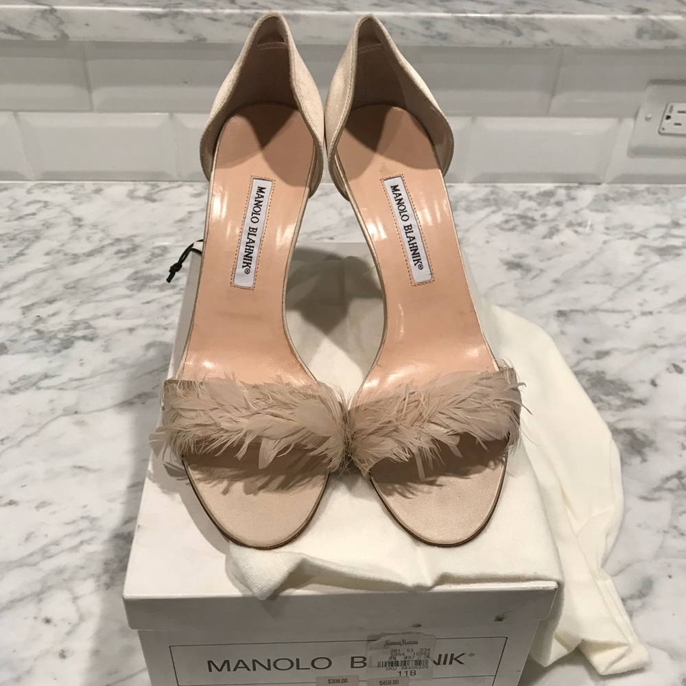 Manolo Blahnik champagne feather pumps